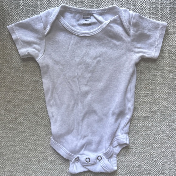 NWNT - 3-6 month onesies (set of 4) - Picture 2 of 4